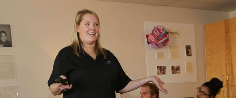 Home-energizer-workshop-edit Presenter at workshop
