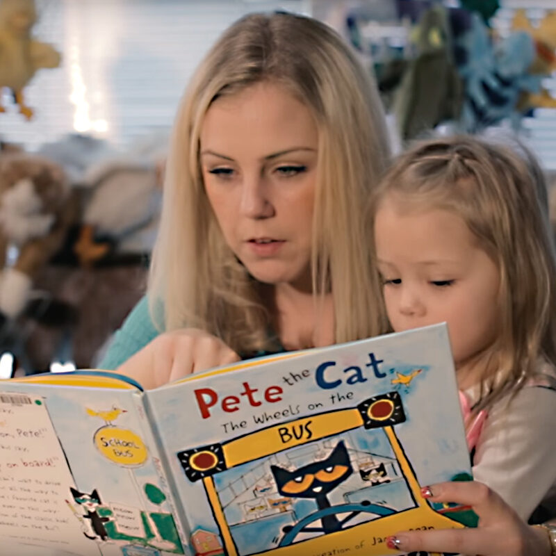 make-way-for-books Reading to child